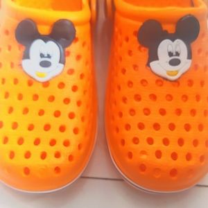 Baby clogs